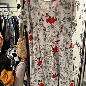 LuLaRoe Red and Black rose dress xxl